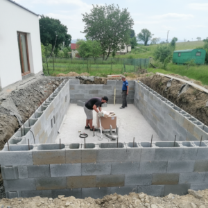 Izolace bazénu při svépomocné stavbě